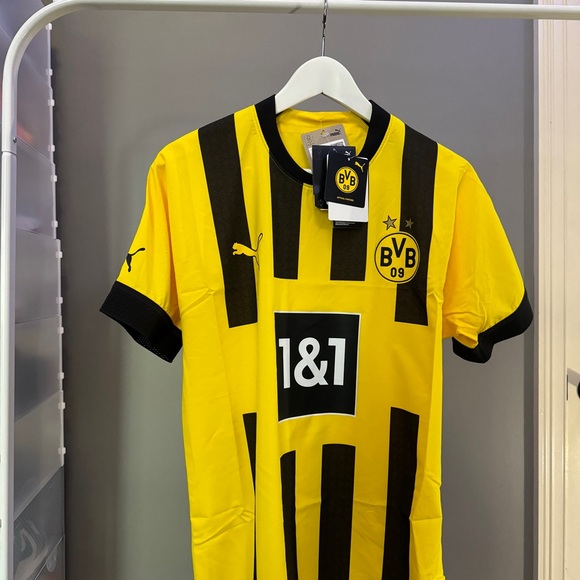 2023/24 Dortmund x Puma Authentic Home Kit - Picture 6 of 6